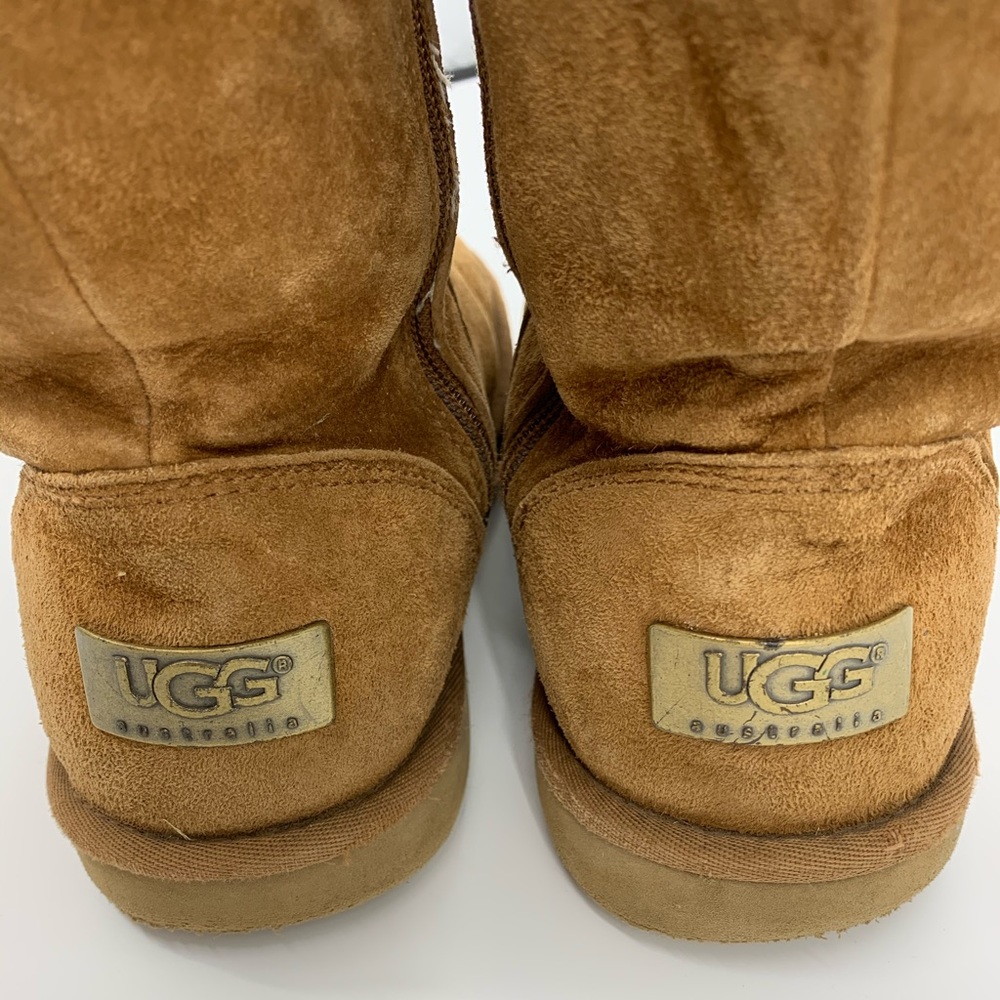 Uggs with side zipper. Sz. 8